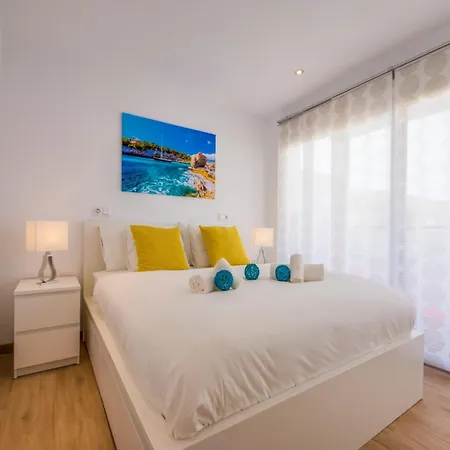 With Communal Pool Access Apartment